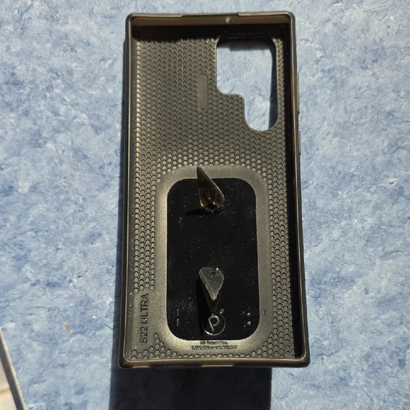 Loooy Case - Picture 2 of 5